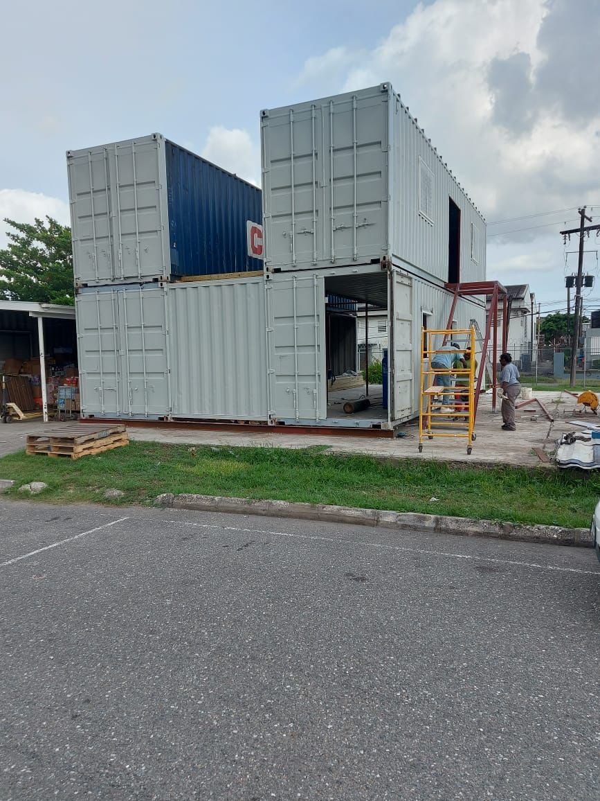 Stacked Container Structure — Build Phase